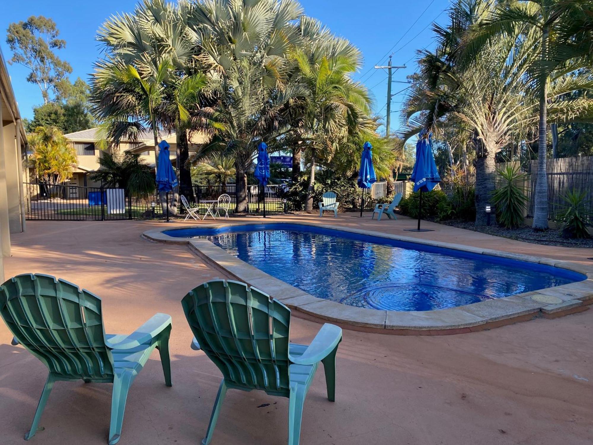The Palms Motel Chinchilla Exterior photo